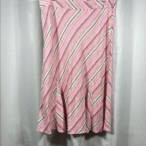 JM Collection Pink white and tan Midi Skirt extremely soft linen , move’s nicely